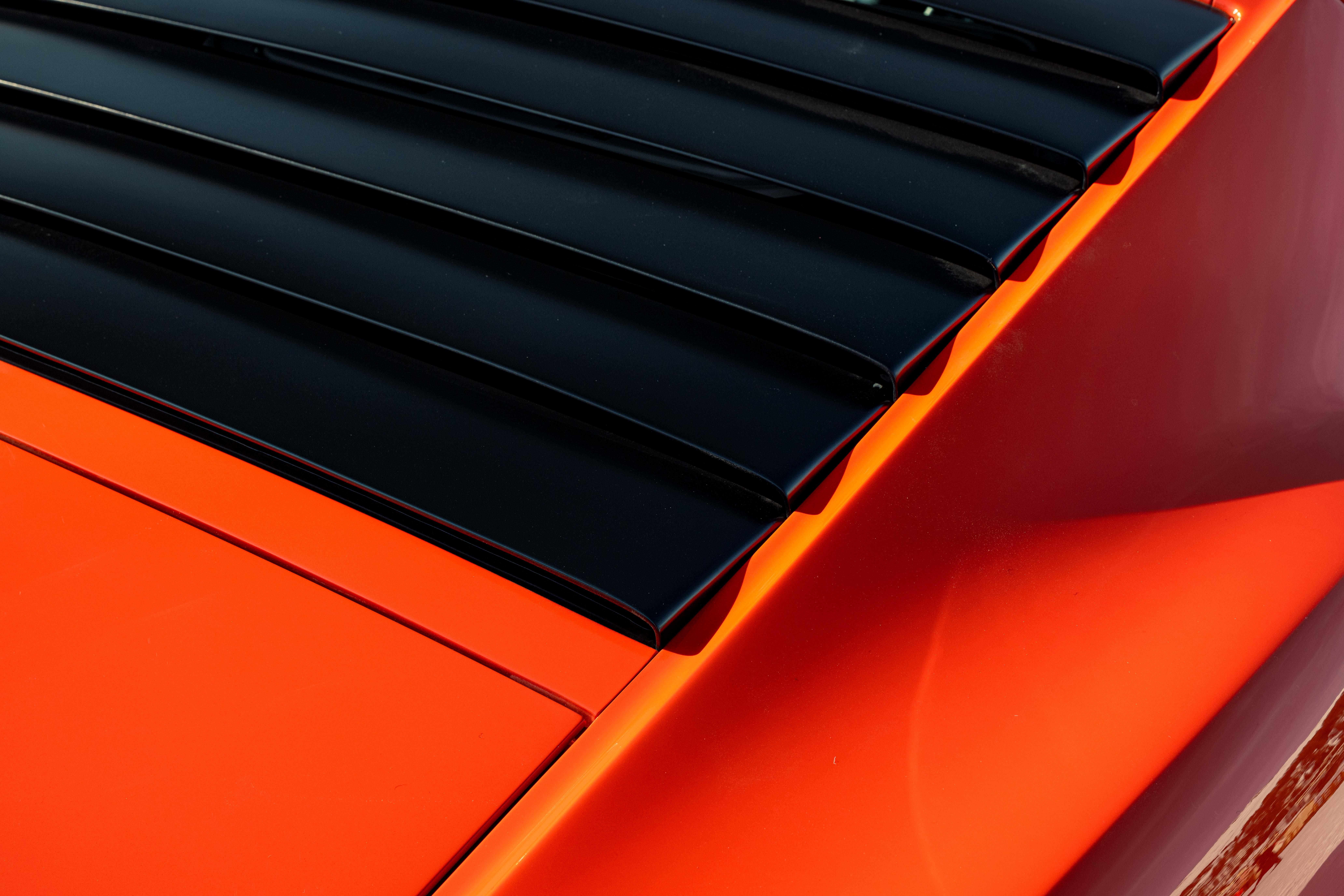 Icons on Ice: The Countach and the Miura SV